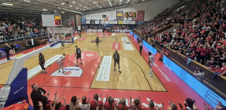 Energa Icon Sea Czarni Słupsk kontra PGE Start Lublin (fot. Radio Gdańsk/Przemysław Woś)