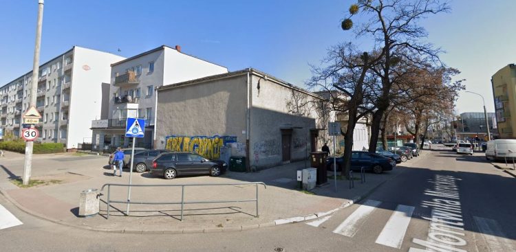 Budynek dawnego kina Fala (fot. Google Street View)