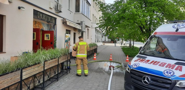 Pożar w restauracji Pueblo w Gdyni (fot. Radio Gdańsk/Marcin Lange)