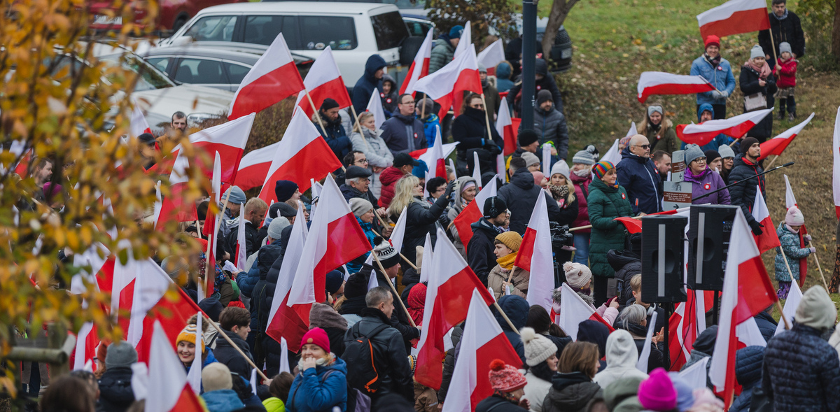 Gdańsk. Uroczyste podniesienie flagi polskiej na Górze Gradowej (fot UM Gdańsk/Dominik Paszliński)