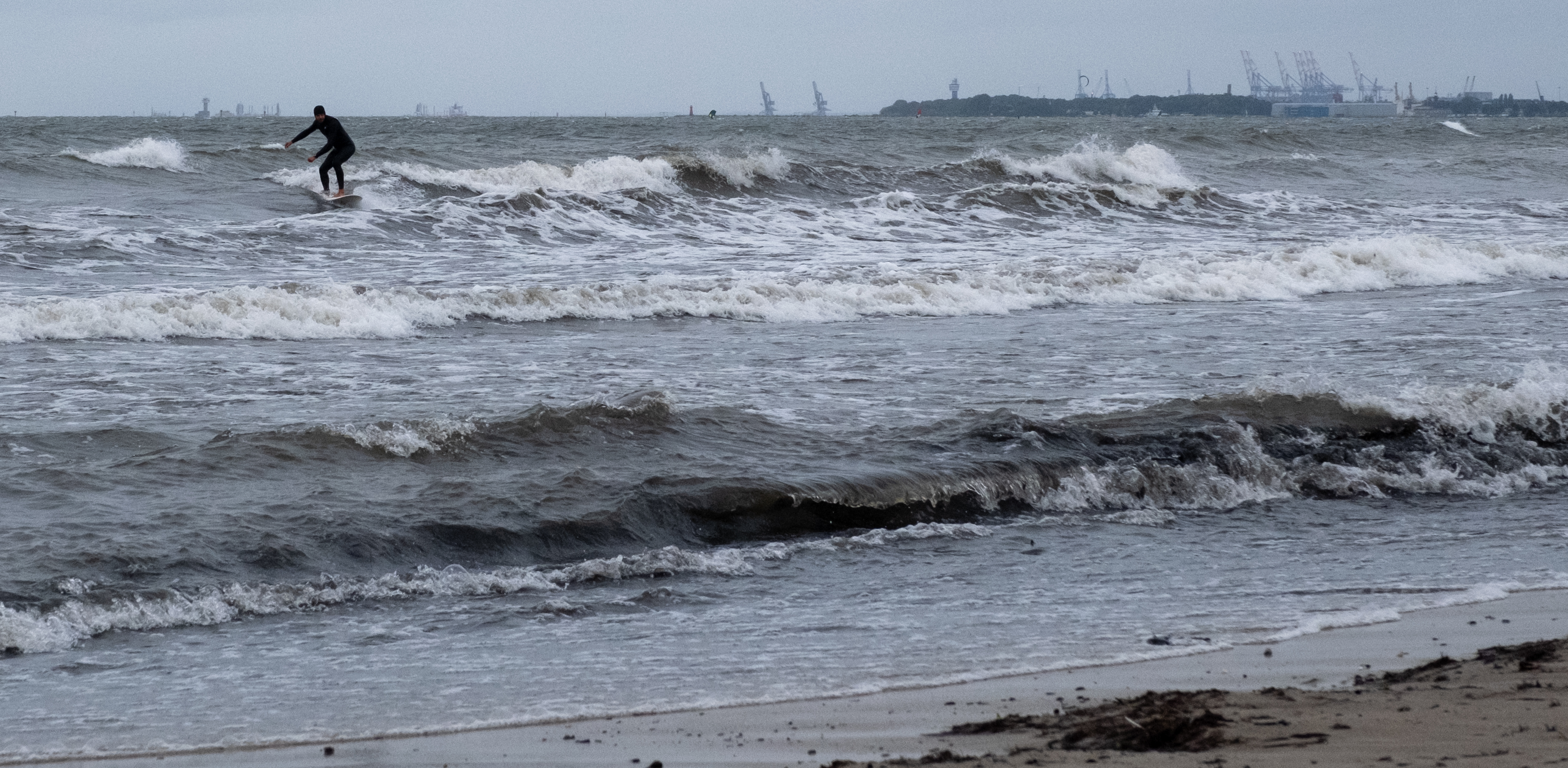 Sopot. Sztorm na Bałtyku. 14.09.2024 (fot. Anna Rezulak / KFP)