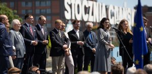 Uroczystość upamiętnienia narodzin polskiej demokracji w 35. rocznicę wyborów 4 czerwca 1989. (Fot. Radio Gdańsk/Roman Jocher)