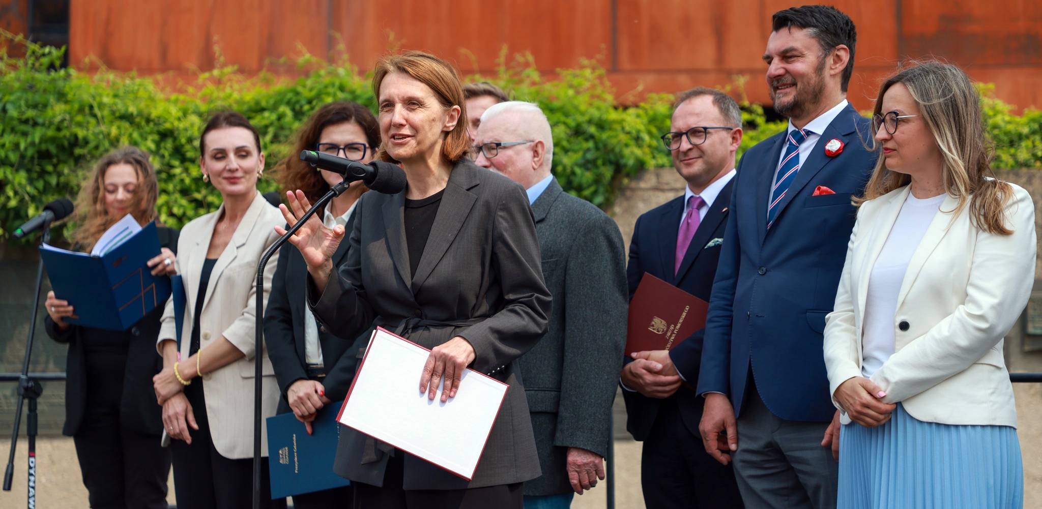 Minister kultury i dziedzictwa narodowego Hanna Wróblewska podczas XI Międzynarodowego Forum "Europa z widokiem na przyszłość. Parlament Słowa". Gdańsk, 04.06.2025 r. (fot. Facebook/Hanna Wróblewska)