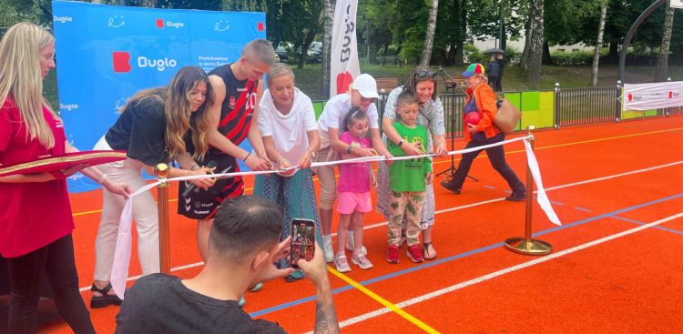 Otwarcie nowego boiska w Parku Jordanowskim w Słupsku - 07.06.2025 r. (fot. Radio Gdańsk/Joanna Merecka-Łotysz)