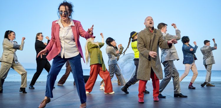 (fot. Teatr Miejski w Gdyni/Piotr Pędziszewski)