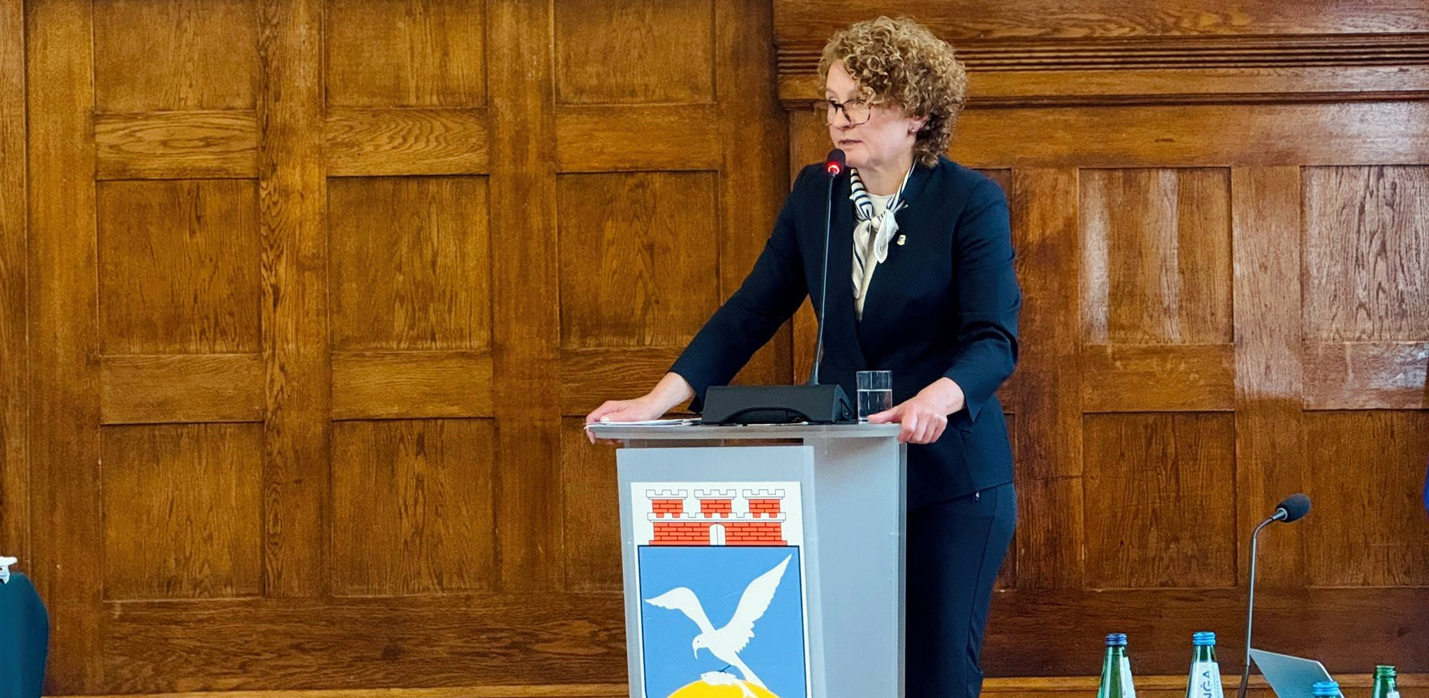 Prezydent Sopotu Magdalena Czarzyńska-Jachim. Sesja Rady Miasta Sopotu - 26.06.2025 r. (fot. UM Sopot)