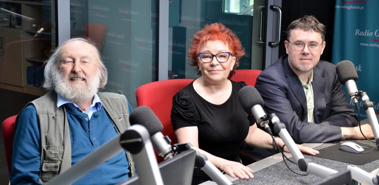 Tadeusz Woźniak, Ryszarda Wojciechowska i Piotr Beniuszys (fot. Radio Gdańsk/Adrian Kasprzycki)