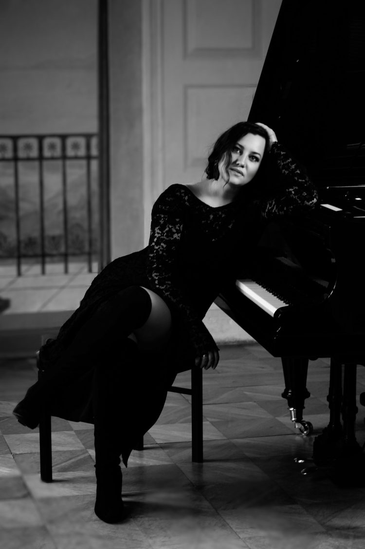 Agata Jasińska-Krajnowska (fot. arch.prywatne)