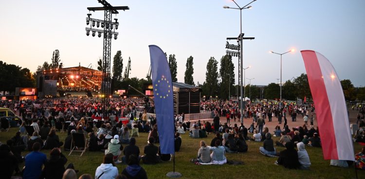 (fot. PAP/Adam Warżawa)