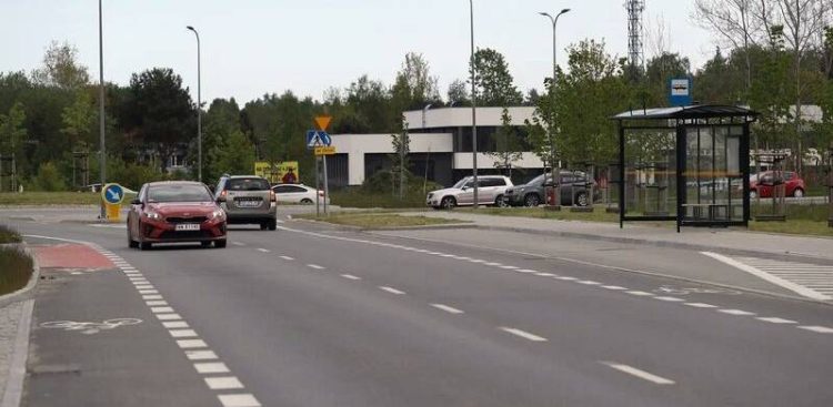 Droga rowerowa wzdłuż ul. Nowej Spadochroniarzy (fot. drmg.gdansk.pl)