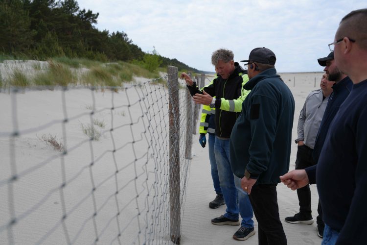 Prace na Mierzei Wiślanej mają zabezpieczyć przyrodnicze siedliska (fot. umgdy.gov.pl)