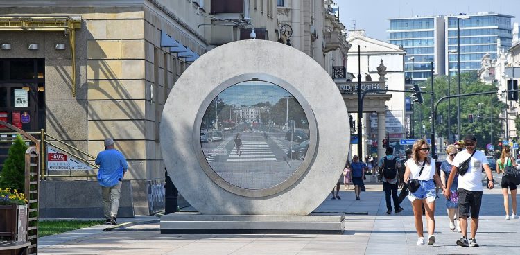Portal w Lublinie z wyświetlanym widokiem na Wilno. Podobny może powstać w Gdańsku (fot. Wikimedia Commons)
