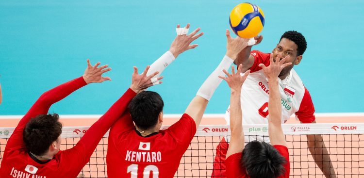 Turniej towarzyski siatkówki w Ergo Arenie. Mecz Polska - Japonia  n/z Wilfredo Leon 20.07.2024 / fot. Mateusz Słodkowski / KFP / Trojmiasto.pl