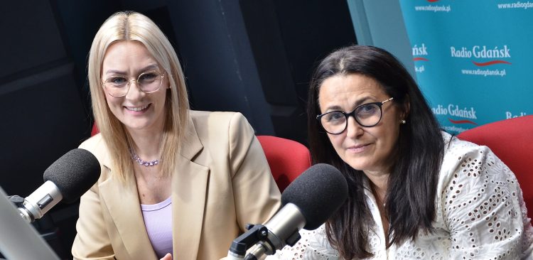 Ewa Navarro-Morra i Izabela Grajek-Czabajska (fot. Radio Gdańsk/Adrian Kasprzycki)