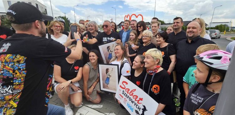 Jerzy Owsiak na otwarciu ronda im. WOŚP w Chojnicach (fot. Radio Gdańsk/Marcin Pacyno)