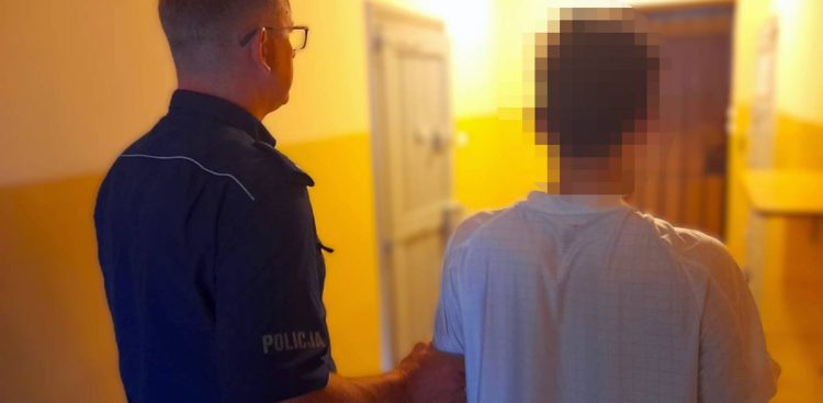 Zatrzymany za posiadanie narkotyków w Kościerzynie, 22.07.2025 r. (fot. KPP w Kościerzynie)