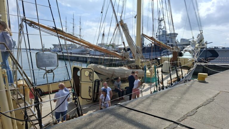 Zaczyna się 19. rejs integracyjny „Zobaczyć Morze”, 26.07.2025 r. (fot. Radio Gdańsk/Anna Rębas)