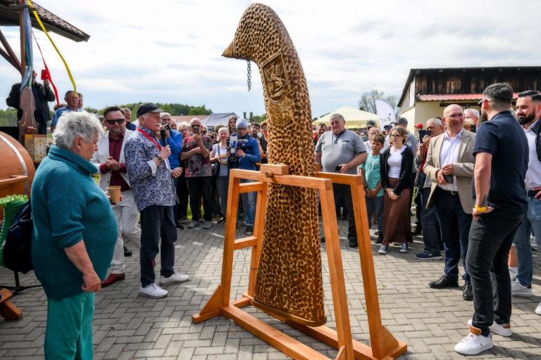 (fot. Gminny Ośrodek Kultury, Sportu i Rekreacji w Chmielnie)