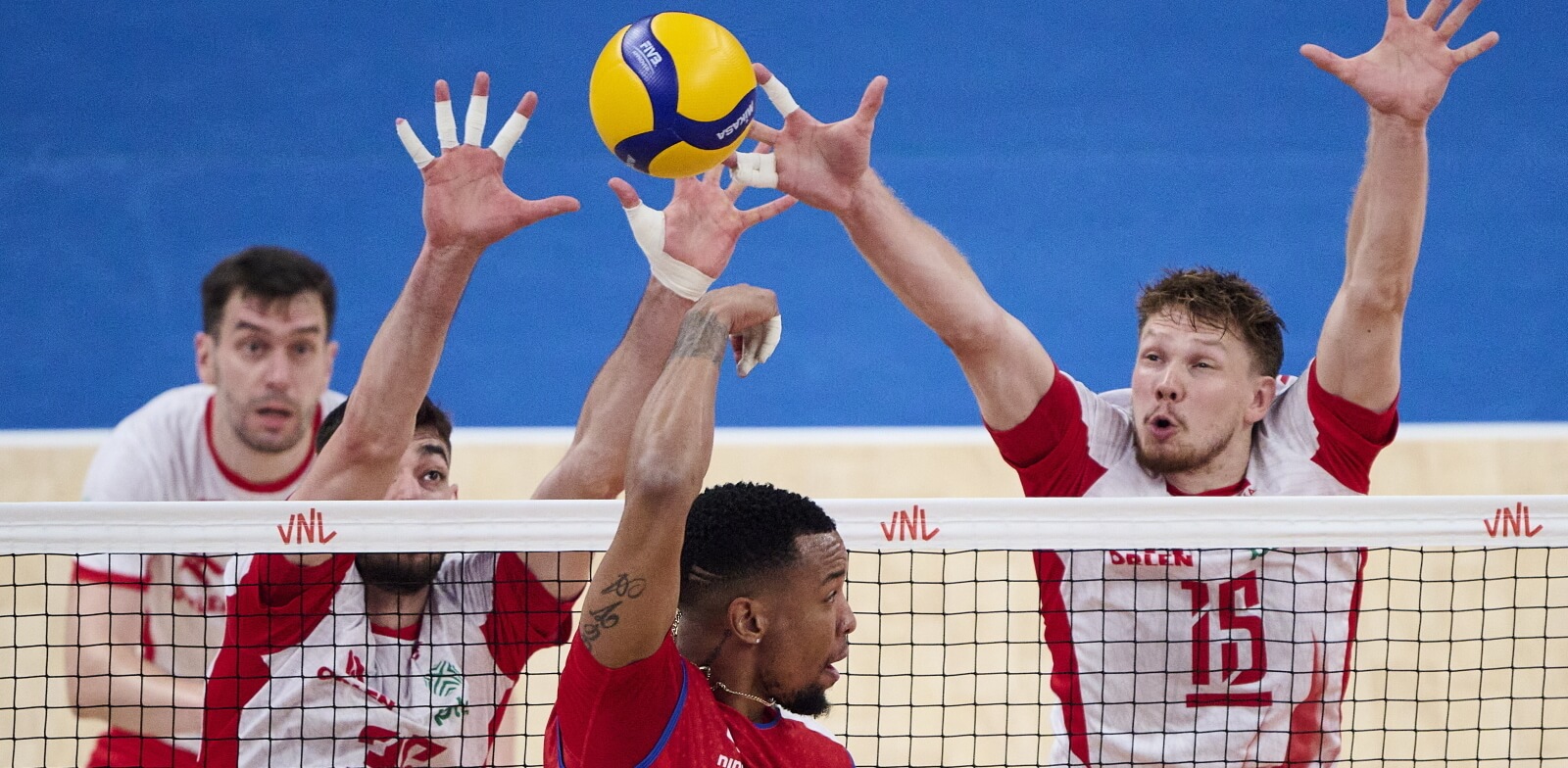 (Fot. PAP/Adam Warżawa)