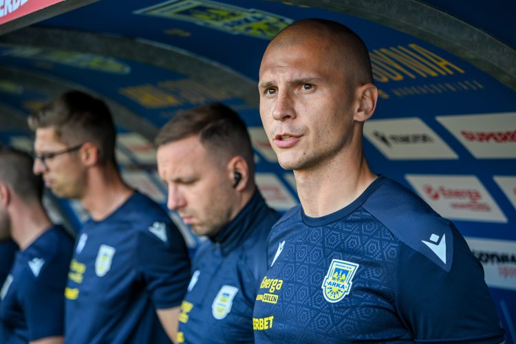 4. kolejka Ekstraklasy. Arka Gdynia - Pogo Szczecin n/z Dawid Szwarga 09.08.2025 / fot. Maciej Czarniak / KFP / trojmiasto.pl
