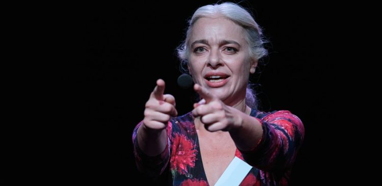 Spektakl „Auschwitz Tour” (fot. Artur Gawle/Teatr im. Ludwika Solskiego w Tarnowie)