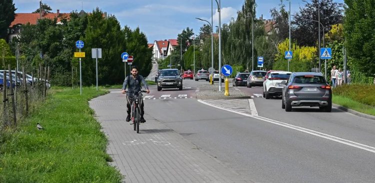 Droga rowerowa wzdłuż ul. Łokietka w Sopocie (fot. ZDiZ w Sopocie)