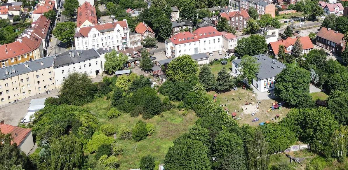 Teren dawnej przepompowni przy ul. Na Zaspę w gdańskim Nowym Porcie (fot. gdansk.pl)