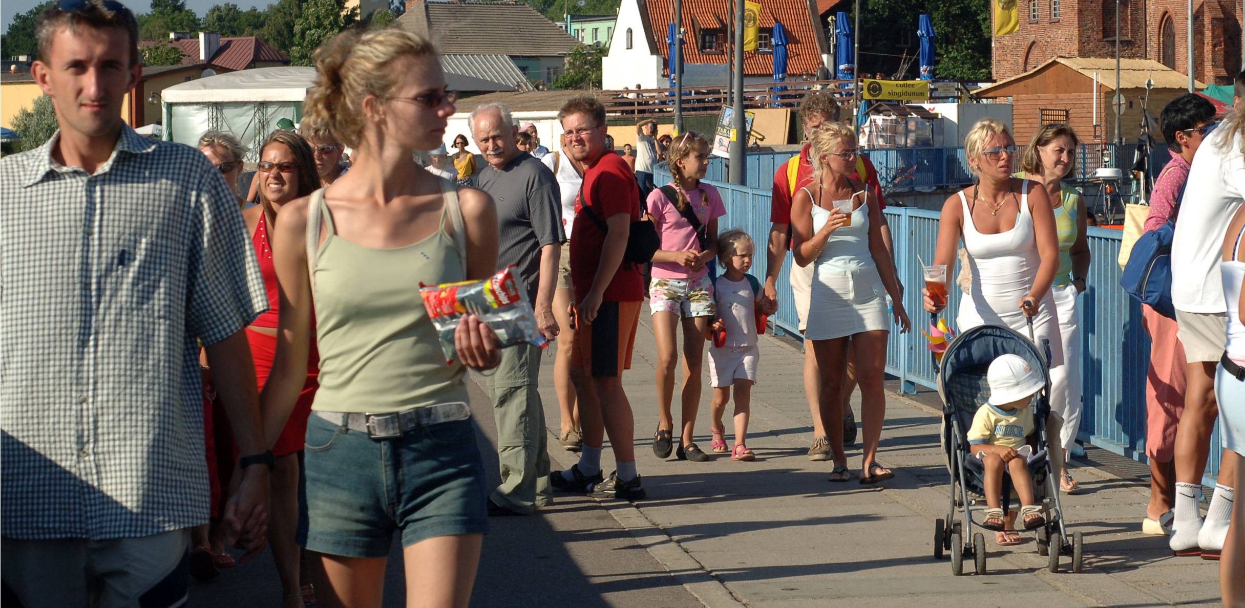 Zdjęcie archiwalne. Hel na Półwyspie Helskim. Falochron portowy (fot. Maciej Kosycarz/KFP)