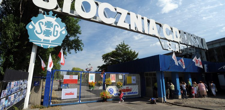 Historyczna Brama nr 2 Stoczni Gdańskiej (fot. Wojciech Strozyk / KFP)