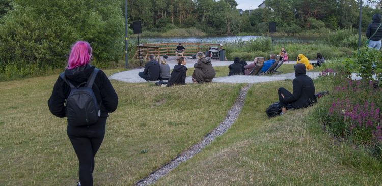 Mobilny Dom Kultury. Zrobię sobie lato. Koncert Olgi Anny Markowskiej przy stawie Wróbla. Zdjęcie archiwalne (fot. Kinga Kosycarz / KFP)