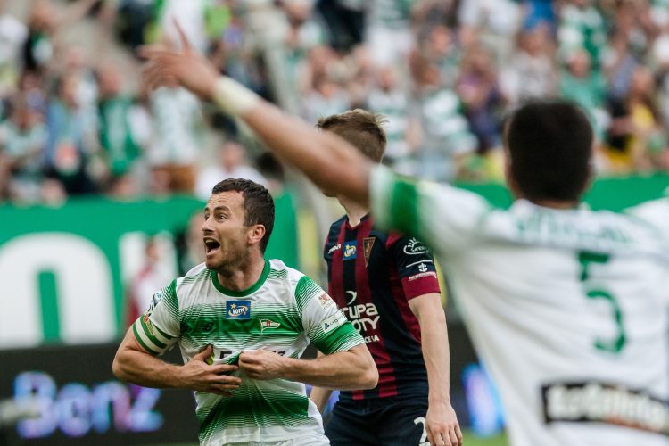 Stadion Energa Gdañsk. Mecz XXXVI kolejki Lotto Ekstraklasy. Lechia Gdañsk - Pogoñ Szczecin.
Nz Piotr Winiewski (Lechia).
28.05.2017
fot. Mateusz Ochocki / KFP