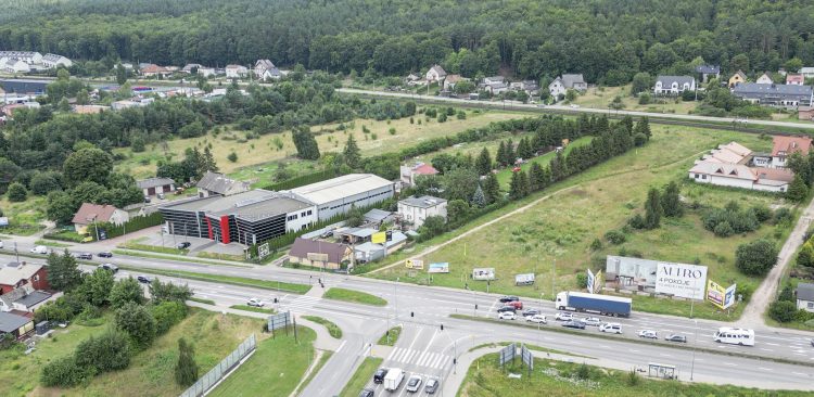 W tym miejscu miasto wybuduje węzeł integracyjny Rumia-Biała Rzeka (fot. mat. pras.)