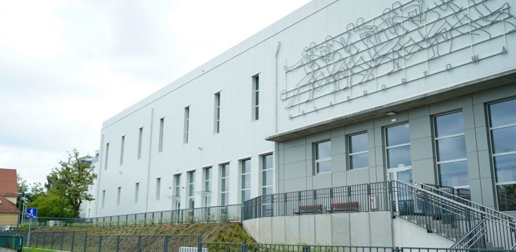 Hala sportowa przy Zespole Szkół Hotelarsko-Gastronomicznych w Gdyni (fot. gdynia.pl/Magdalena Czernek)