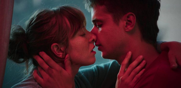 Kadr z filmu "Nie ma duchów w mieszkaniu na Dobrej" (fot. mat. pras./FPFF)