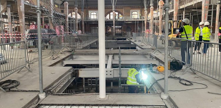 Remont Hali Targowej w Gdańsku, 16.09.2025 r. (fot. Radio Gdańsk/Kuba Kaługa)