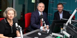 Jolanta Banach, Przemysław Olczyk i Ryszard Świlski (fot. Radio Gdańsk/Adrian Kasprzycki)