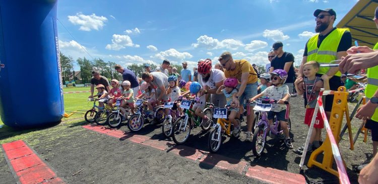 Uczestnicy akcji "Ojcowie na start" z Gdańska (fot. Facebook / Ojcowie na Start Gdańsk)