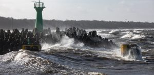 Sztorm na Bałtyku (fot. Krzysztof Mystkowski / KFP)