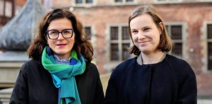 Prezydent Aleksandra Dulkiewicz i Elżbieta Foltyniak (fot. UM Gdańsk/Dominik Paszliński)