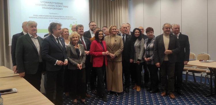 Spotkanie parlamentarnego zespołu ds. Nadwiślańskiego Korytarza Transportowego (fot. Radio Gdańsk/Mateusz Czerwiński)