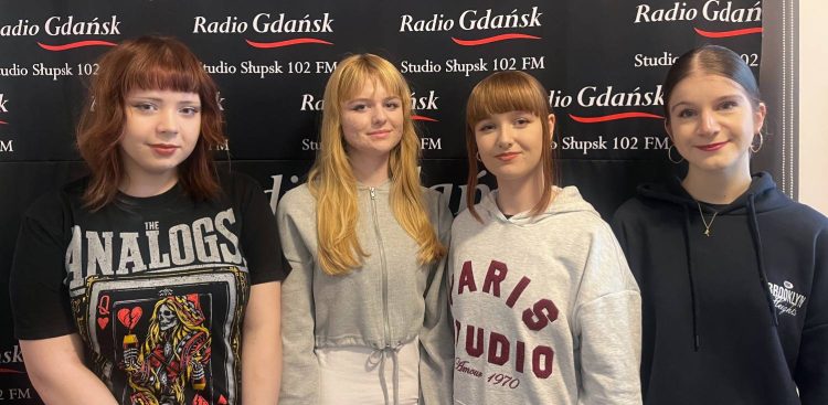 Agata Klimowicz, Zuza Matysek, Wiktoria Sokołowska i Paulina Gieresz (fot. Radio Gdańsk/Joanna Merecka-Łotysz)