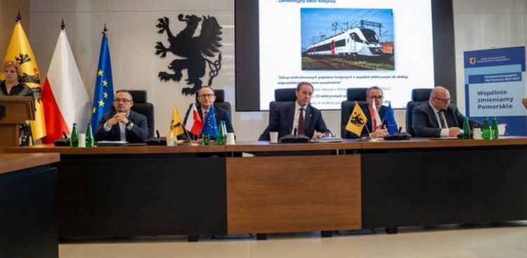 Konferencja podsumowująca półmetek programu (fot. Urząd Marszałkowski Województwa Pomorskiego)