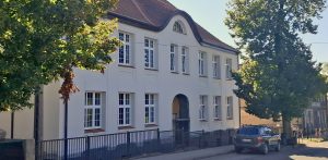 Szkoła Podstawowa Nr 1 im. Jana Pawła II w Skarszewach (fot. Facebook/Skarszewy)