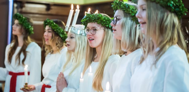 Wizyta Orszaku świętej Łucji w Gdańsku (fot. Dominik Paszliński/gdansk.pl)