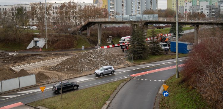 Zaspa. Rozbiórka kadki nad al. Rzeczypospolitej i Jana Pawła II (fot. Paweł Marcinko / KFP)