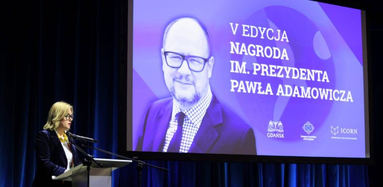 Ogłoszenie laureata V edycji Nagrody im. Pawła Adamowicza (fot. Dominik Paszliński/gdansk.pl)