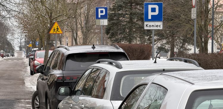 Parkingu w Ustce będą płatne także w soboty i niedzielę, ale nie przez cały rok (fot. Radio Gdańsk/Łukasz Kosik)