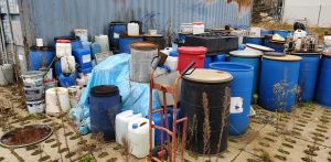 Składowisko przed uprzątnięciem (fot. Wydział Gospodarki Komunalnej)