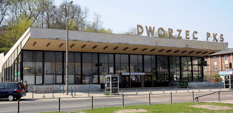 Zdjęcie archiwalne. Dworzec PKS w Gdańsku (fot. Andrzej J. Gojke / KFP)