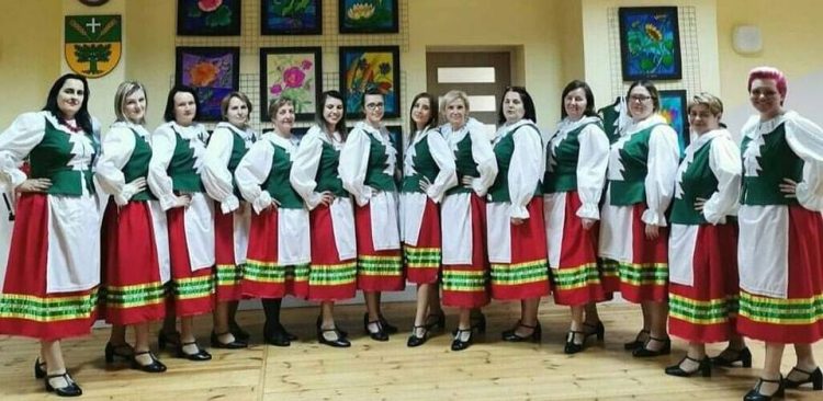 Zdjęcie archiwalne (fot. Zespół Pieśni i Tańca "Psiotrowe dziywuchy")